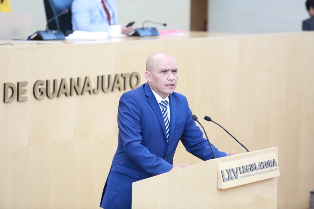 Presenta GPPAN reforma para garantizar el derecho a la maternidad de las mujeres policías