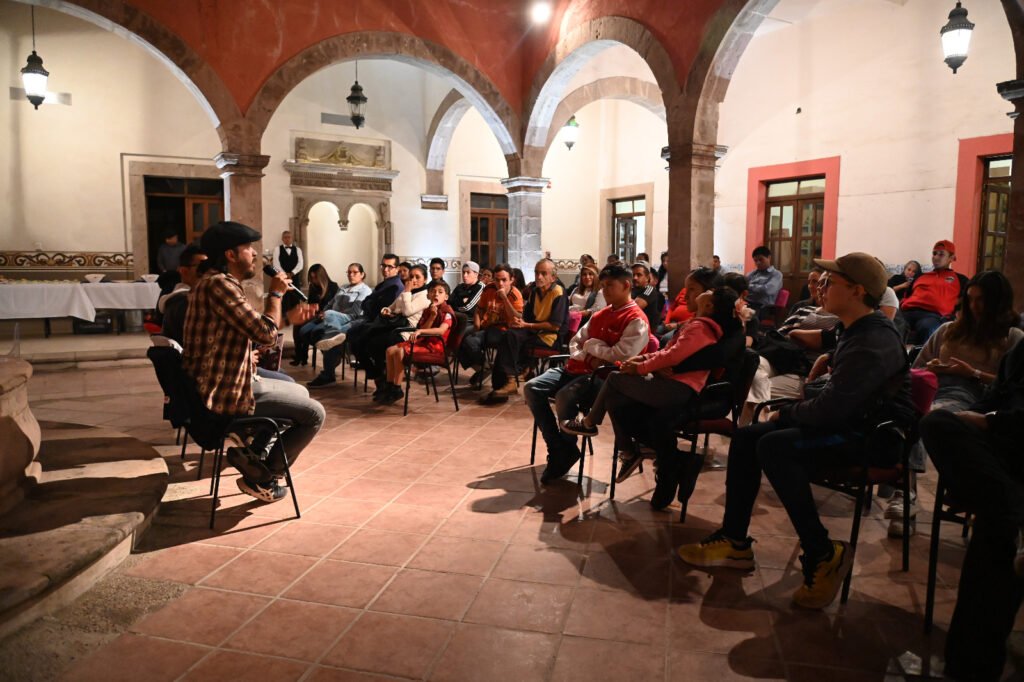 Presentan el libro ‘Los Hijos de la Mermelada’ en el Archivo Municipal de Irapuato