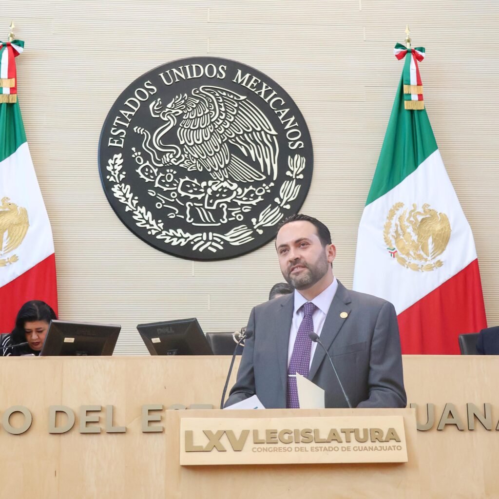 El diputado local Aldo Márquez fue quien alzó la voz ante la cancelación de las licitaciones para mantener y conservar las carreteras