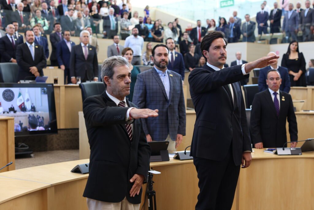 Durante la sesión del Congreso, fue donde se rindieron protesta, Pablo Alonso Ripoll y Juan Carlos Oliveros Sánchez.