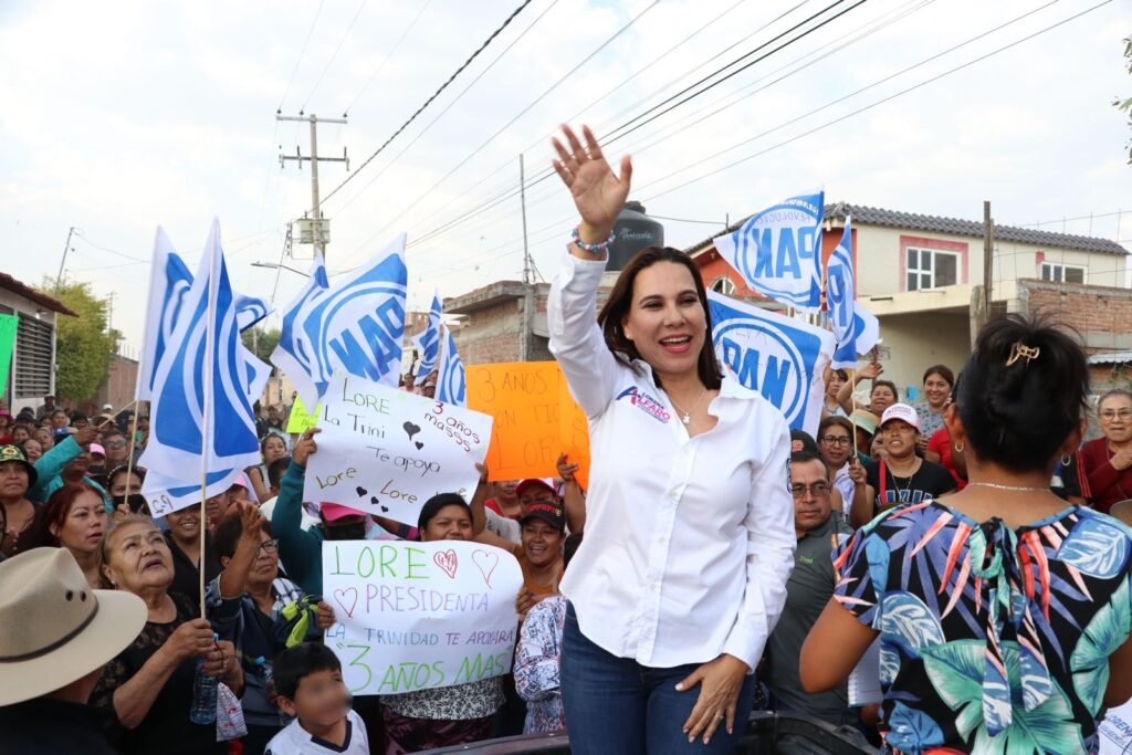 Lorena Alfaro impulsará el desarrollo de las comunidades en Irapuato Lorena Alfaro reiteró su compromiso de seguir impulsando el desarrollo de las comunidades de Irapuato