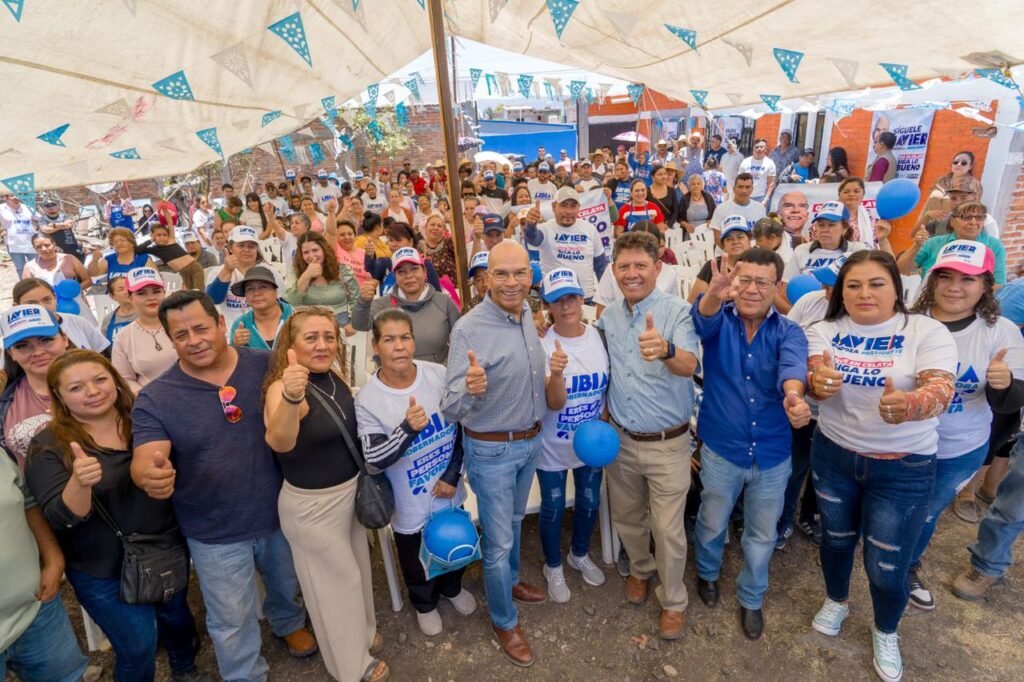 Javier Mendoza visita la comunidad del Sauz de Villaseñor, en Celaya, y se comprometió con más obras.