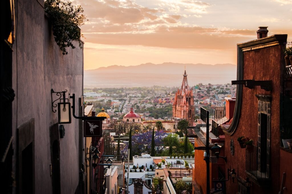 San Miguel de Allende recibe distinción al formar parte del ‘North America´s 50 Best Bar’ San Miguel de Allende compitió con bares de Oaxaca, Yucatán, CDMX y Guadalajara, entre otros./Foto: pixabay