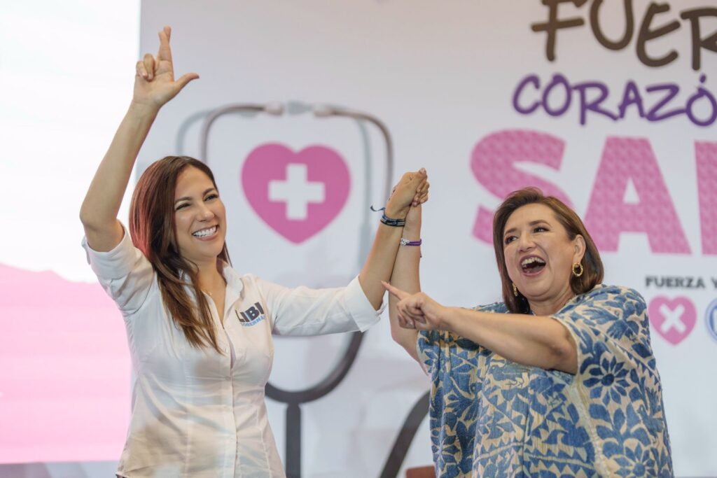 Libia Dennise y Xóchitl Gálvez se comprometieron a brindar un servicio médico con calidad y calidez para la población.