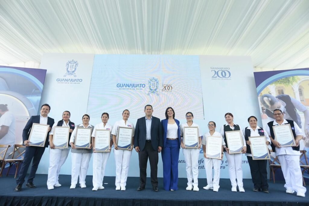 El Gobernador del Estado, Diego Sinhue Rodríguez Vallejo reconoció la gran labor de las y los enfermeros en Guanajuato.