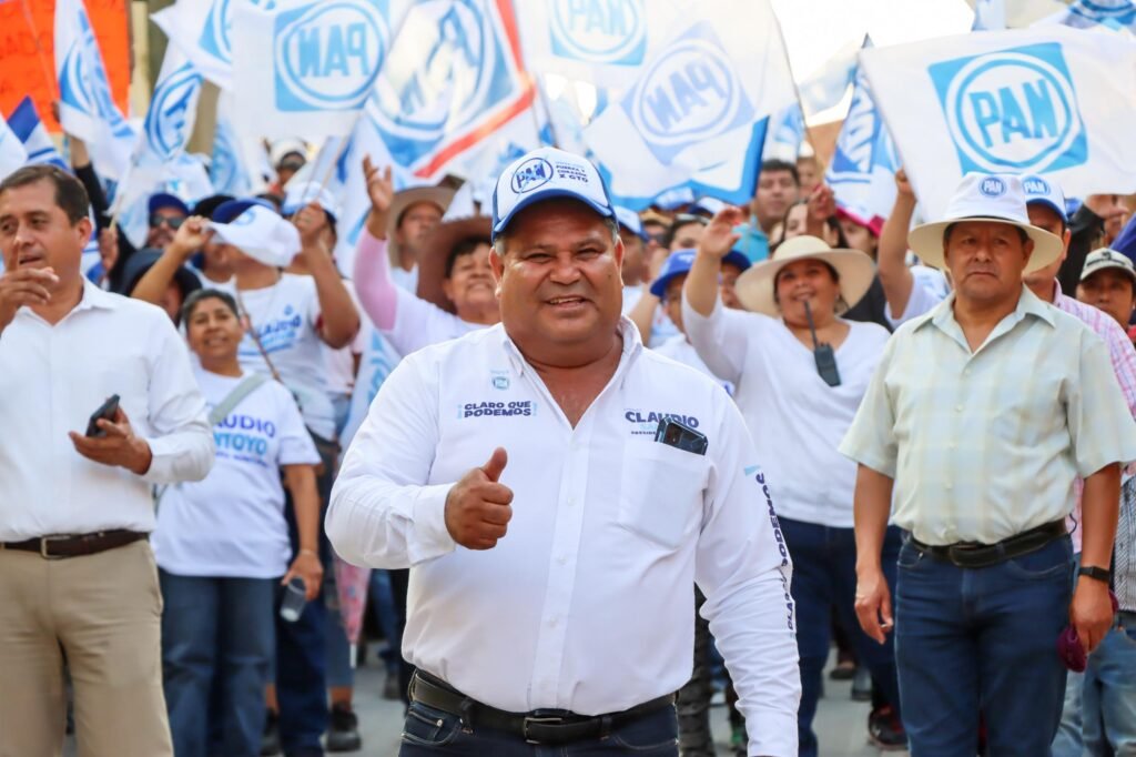 Claudio Santoyo reiteró su compromiso con la ciudadanía por seguir trabajando por Neutla y Comonfort.