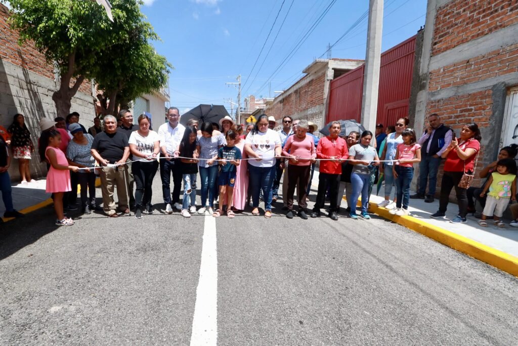 Rodolfo Gómez Cervantes, presidente interino de Irapuato, estuvo presente en la rehabilitación.