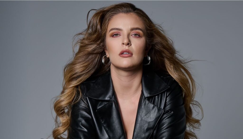 Noelia se encuentra realizando una gira de promoción de su película ‘Vestida de Blanco’.