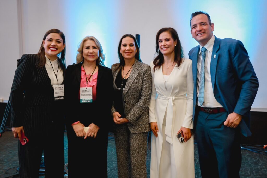 Lorena Alfaro García tiene el cargo de coordinación estatal en Guanajuato de la Conferencia Nacional de Municipios de México.