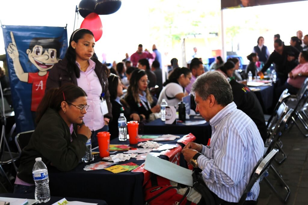 Más de 11 mil 700 vacantes fueron ofertadas en Guanajuato donde se ha trabajado para impulsar a los guanajuatenses.