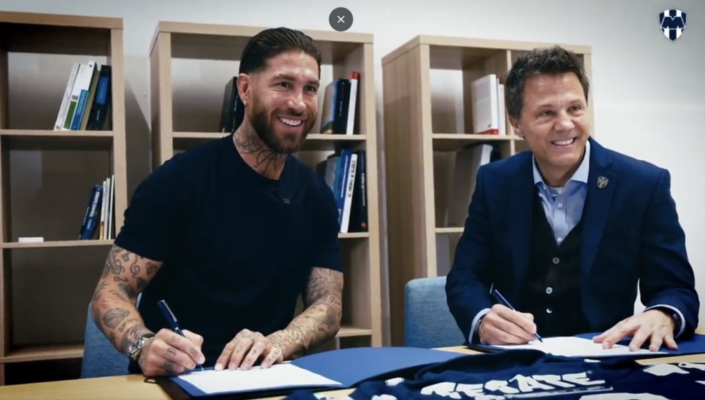 Sergio Ramos, se convierte oficialmente, en el nuevo refuerzo de los Rayados de Monterrey.