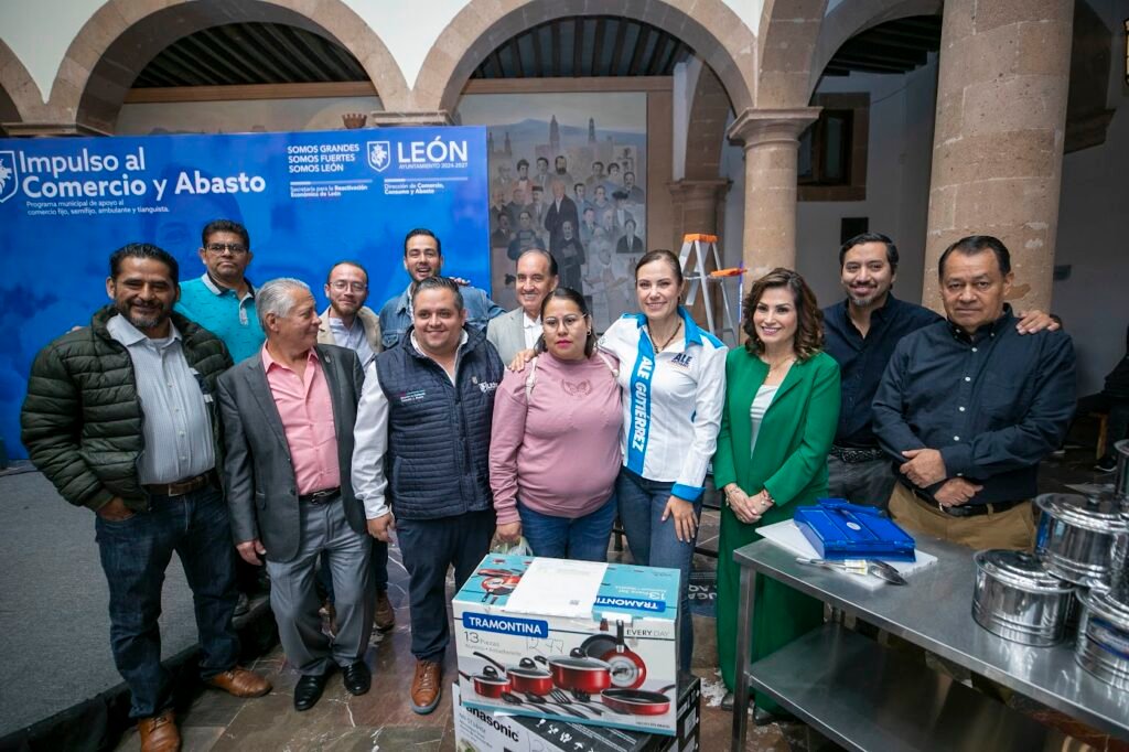 Ale Gutiérrez, alcaldesa de León, destacó la importancia de apoyar a los comerciantes de la ciudad.