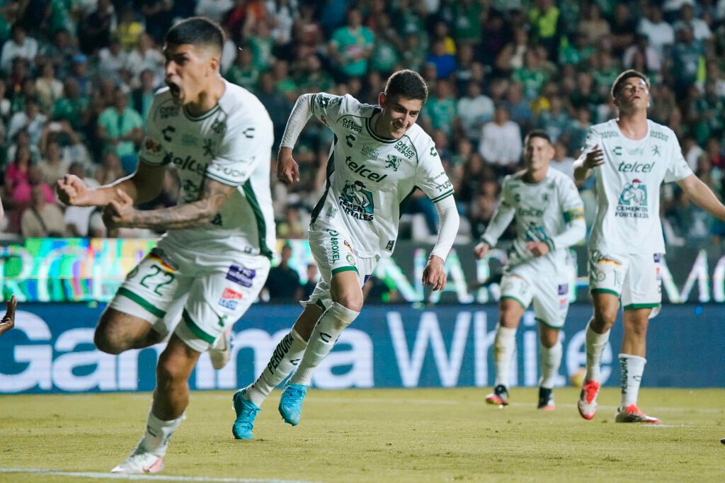La escuadra de los Panzas Verdes tendrán una difícil visita ante Santos, quienes pueden dar la sorpresa.