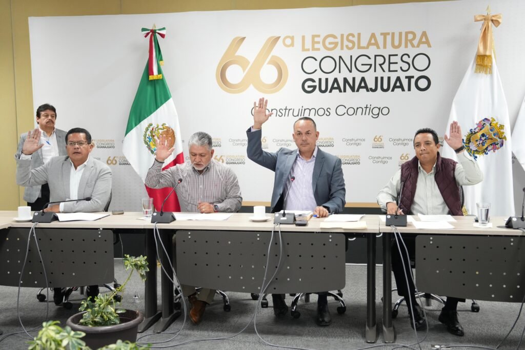 Los asistentes a la mesa de trabajo, trataron temas en materia de videovigilancia en el transporte público y privado.