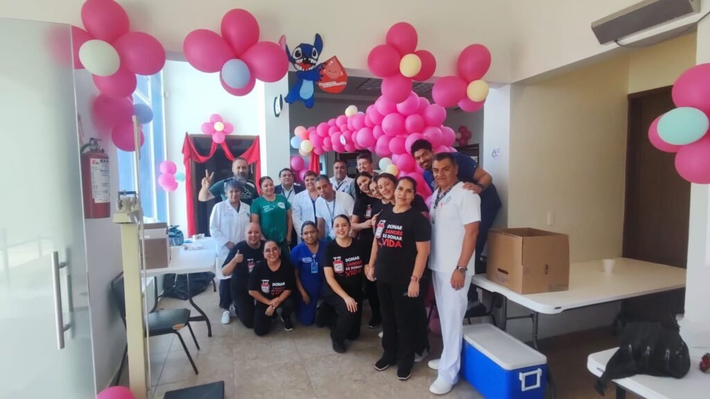 La Secretaría de Salud de Guanajuato estuvo en el Hospital Comunitario de Tarimoro donde realizó la campaña de donación de sangre.