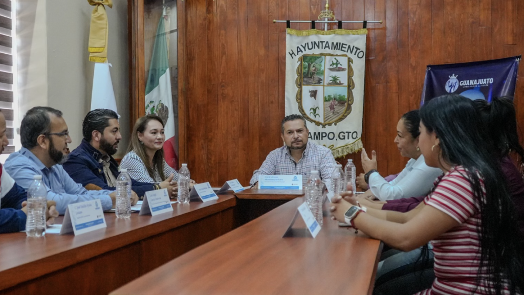 El alcalde, Erick Montemayor invita a la ciudadanía en general a este foro que tendrá lugar en la Unidad Deportiva Municipal.