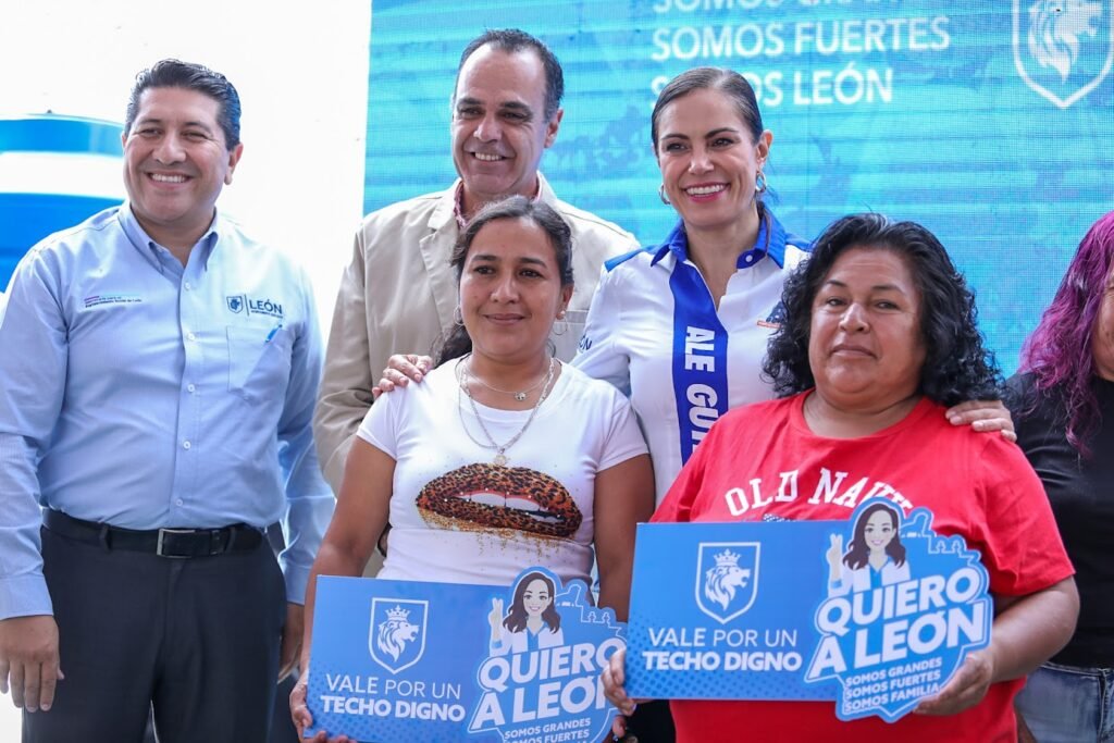 Ale Gutiérrez afirmó que 38 mil leonesas y leoneses ya disfrutan de apoyos que mejoran su día a día: tinacos, techos, cuartos y calentadores solares.