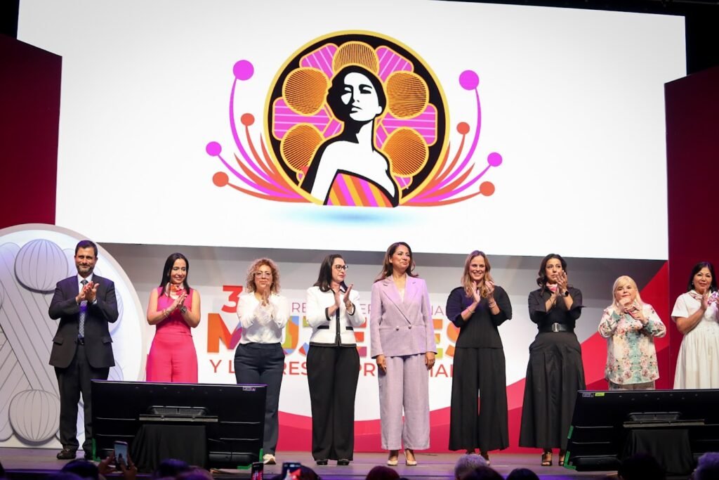 Autoridades Estatales y municipales de León inauguraron este congreso que busca impulsar el desarrollo de las mujeres.