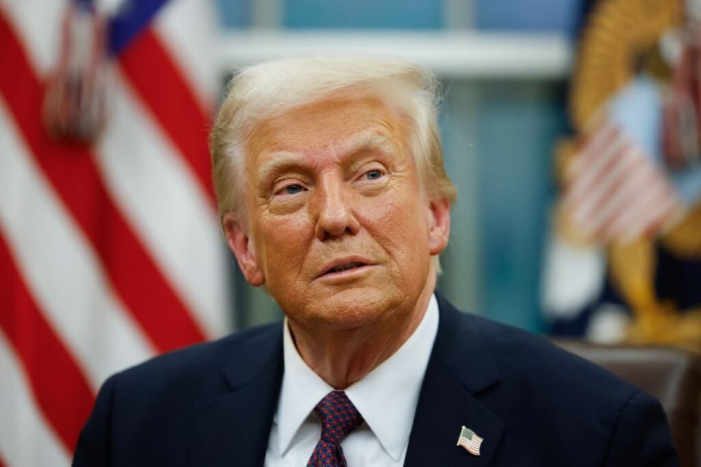 Donald Trump podría cambiar hoy de nombre al Pentágono. La implementación de la orden requerirá modificaciones en los sitios web públicos.