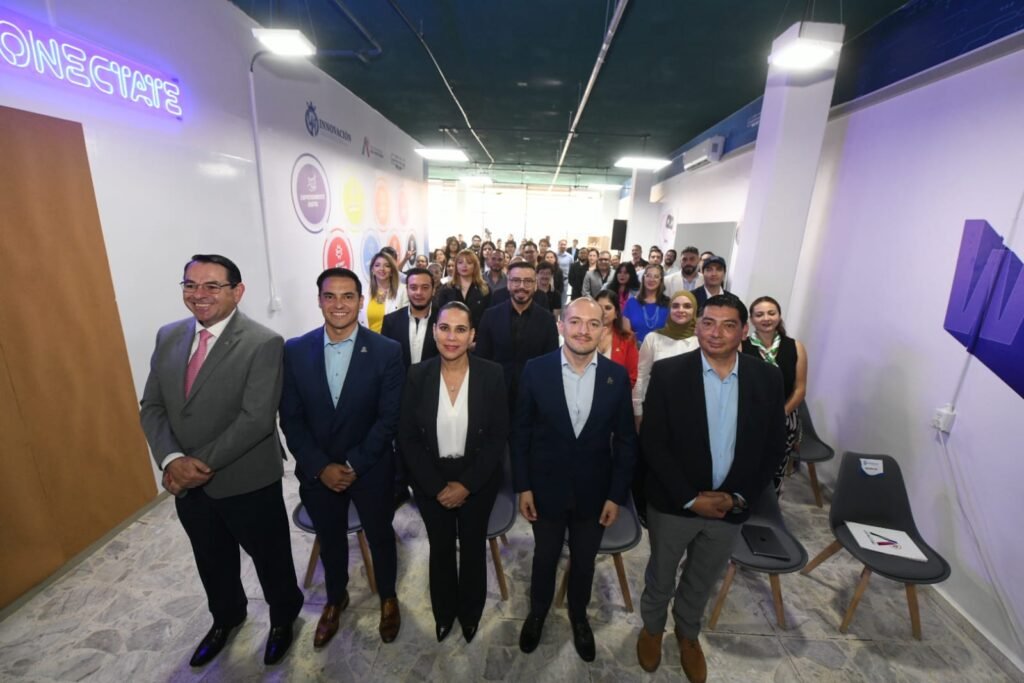 Lorena Alfaro destacó la importancia de continuar fortaleciendo la alianza del municipio con el Instituto de Innovación.