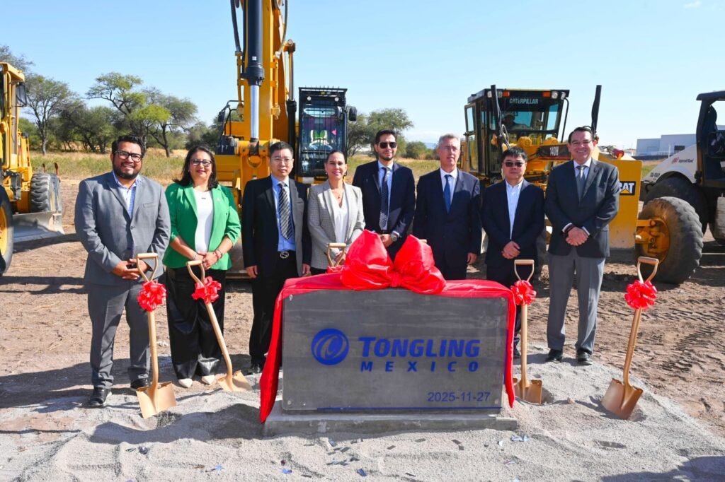 Lorena Alfaro resaltó la importancia de seguir impulsando el desarrollo de Irapuato con la llegada de la empresa china Tongling.