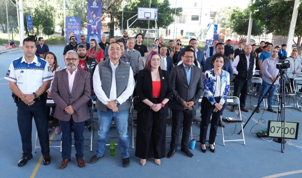 Realizan foro de diálogo para analizar iniciativa que fortalece la seguridad de motociclistas.