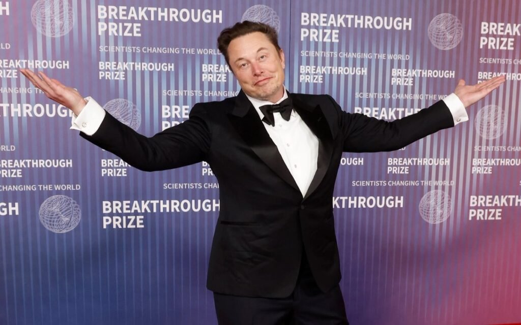 ¡Por las nubes! Elon Musk tendrá una compensación salarial de un billón de dólares Elon Musk se convertiría en el primer billonario del planeta.
