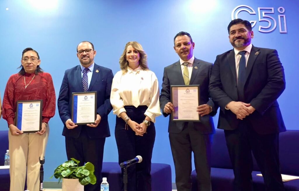 Autoridades de Guanajuato y de Transparencia presentes en el 4to. Encuentro Interinstitucional de Unidades de Enlace de las dependencias.