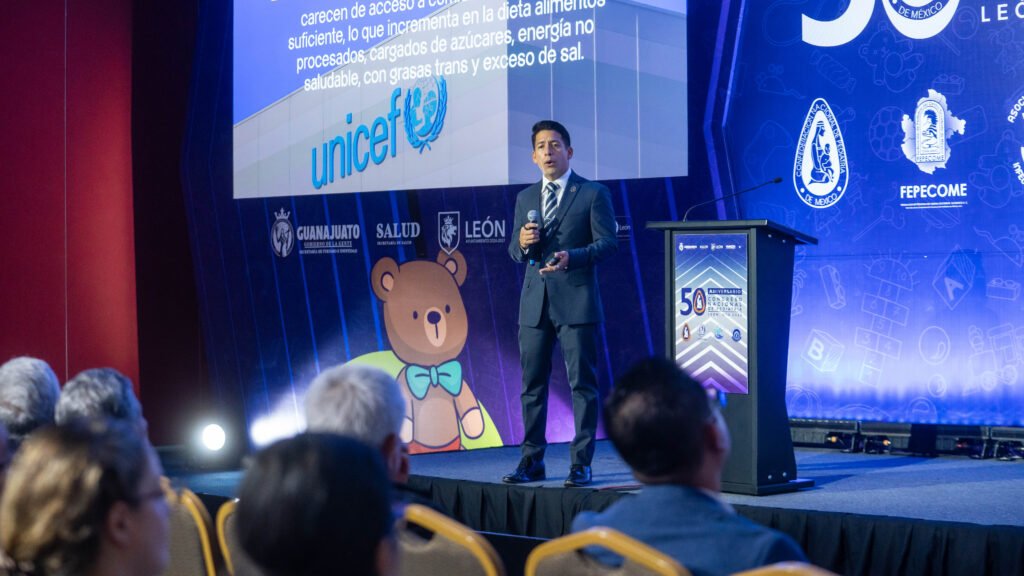 Juan Carlos Montesinos Carranza invita con esta campaña a las a niñas, niños y adolescentes a descubrir sus propios “superpoderes” para cuidarse.