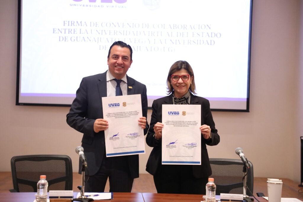 Directivos de la Universidad Virtual del Estado de Guanajuato (UVEG) y la Universidad de Guanajuato (UG) firmaron este importante convenio.