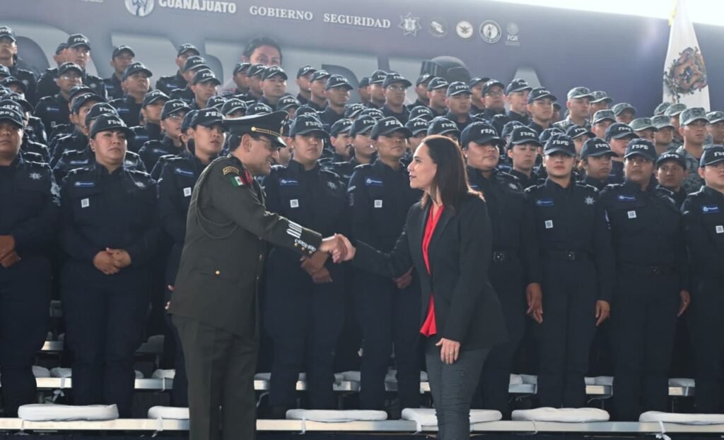 Lorena Alfaro que con estas acciones se fortalece el eje de atención “Tu Irapuato”, incluido en el Programa de Gobierno Municipal y la estrategia Irapuato 27.
