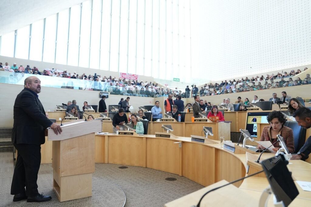 El diputado Jorge Espadas Galván destacó que esta propuesta ayudará a los guanajuatenses a vivir con certeza jurídica.