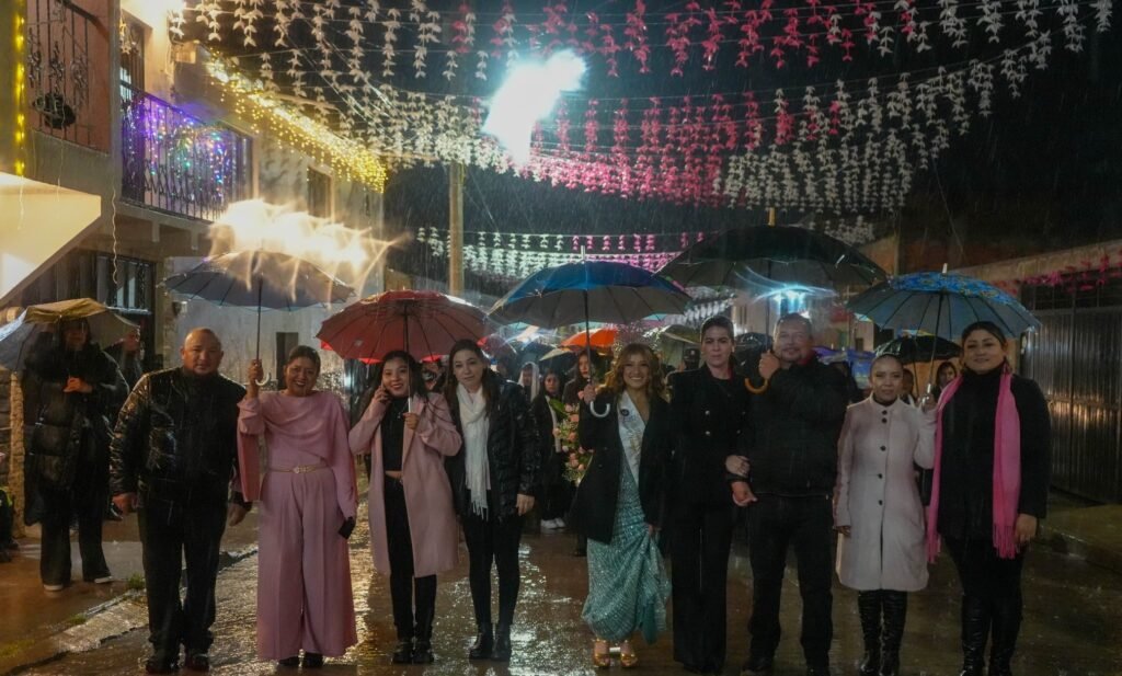 Autoridades de Ocampo, encabezadas por Erick Montemayor participaron en la Romería Guadalupana.