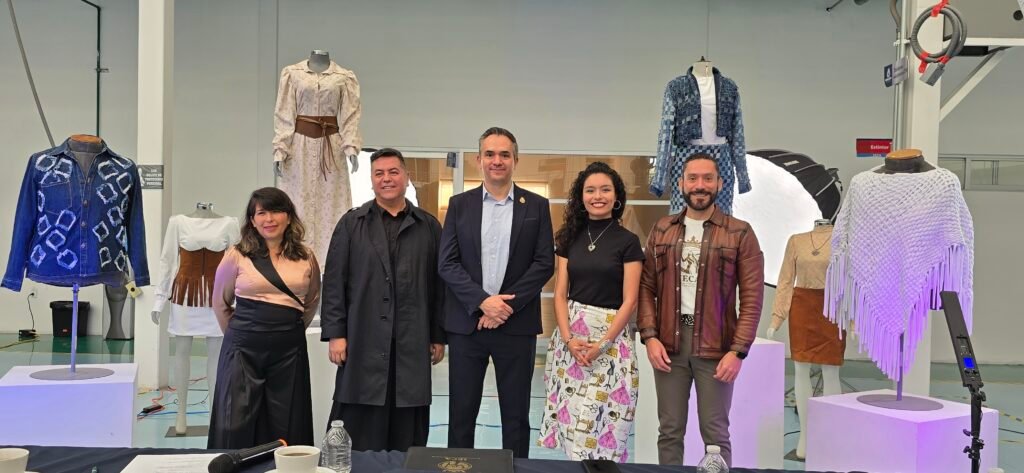 IECA impulsa el talento guanajuatense a través de Moda In y BJXMODA En el evento se reconoció la colección ganadora “Índigo 1888” se elaboró con 100% mano de obra local.