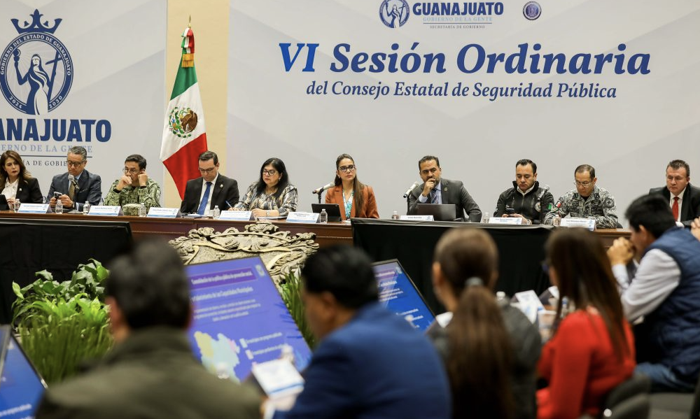 Libia Dennise refrenda su compromiso con la Seguridad en Guanajuato Libia Dennise brida su respaldo a Presidentas y Presidentes Municipales en materia de seguridad