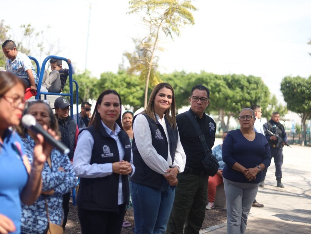 Lorena Alfaro y Valeria Alfaro, destacaron que la entrega benefició a personas en 26 comunidades y 28 colonias de Irapuato.