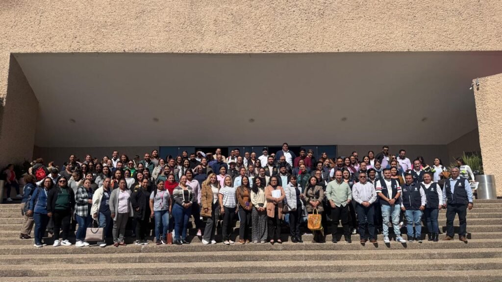 Durante esta capacitación por pate del DIF Estatal, se tuvo una gran respuesta del personal del DIF de varios municipios de Guanajuato.