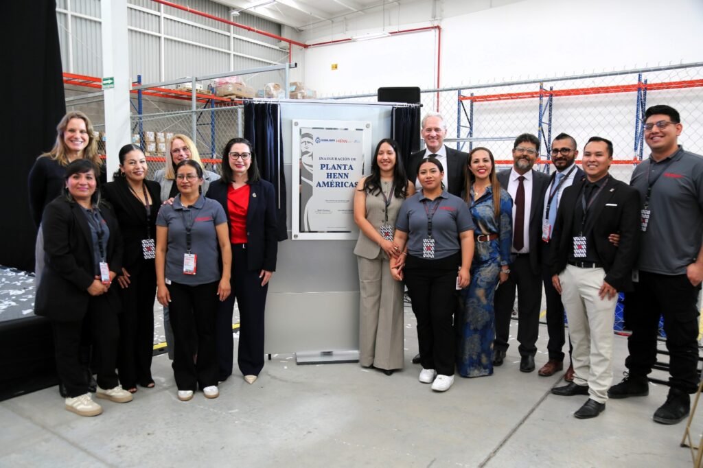 ¡Cumple Guanajuato! Logra el Estado el 44% de su meta de atracción de inversiones Claudia Cristina Villaseñor Aguilar, encabezó la inauguración de la planta HENN Américas en las instalaciones del Hybrid Park.
