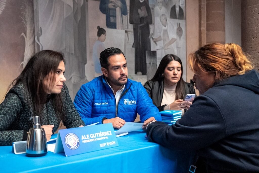 Ale Gutiérrez destacó su compromiso de escuchar y trabajar a favor de la ciudadanía de León.