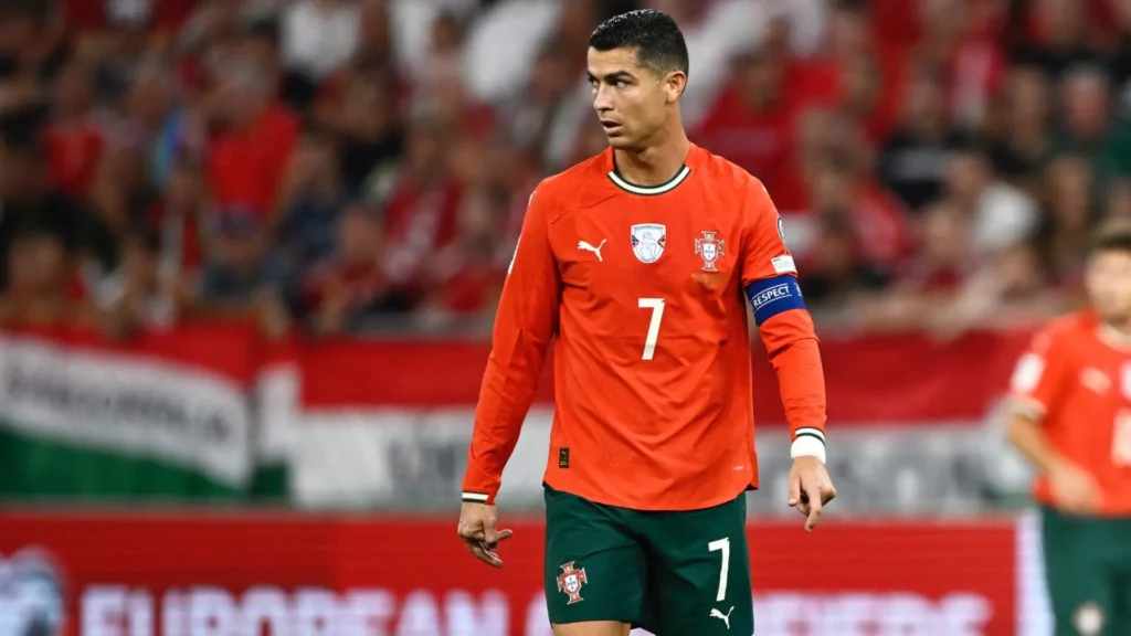 La Selección de Portugal podría modificar su juego contra México, debido a retrasos de obras en el Azteca. Cristiano Ronaldo en duda.
