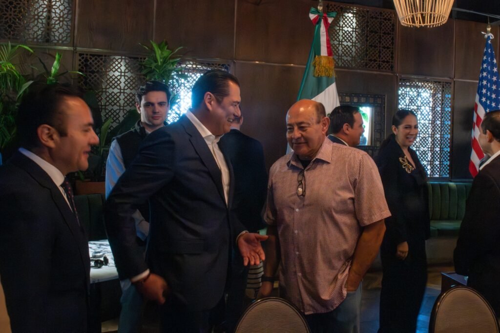 Mauricio Trejo reconoce la importancia de seguir trabajando para que San Miguel de Allende sea un punto de encuentros internacionales.