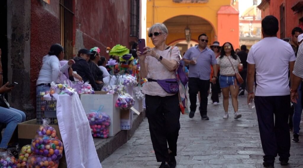 San Miguel de Allende impulsa el comercio con su ‘Carnaval’ Con mucho éxito se realizó el tradicional 'Carnaval' en las calles de San Miguel de Allende.