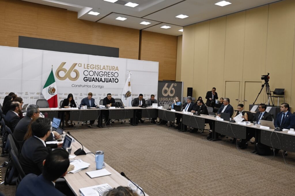 En esta mesa de trabajo, la Comisión de Gobernación y Puntos Constitucionales resaltaron la importancia por trabajar por la transparencia en Guanajuato.