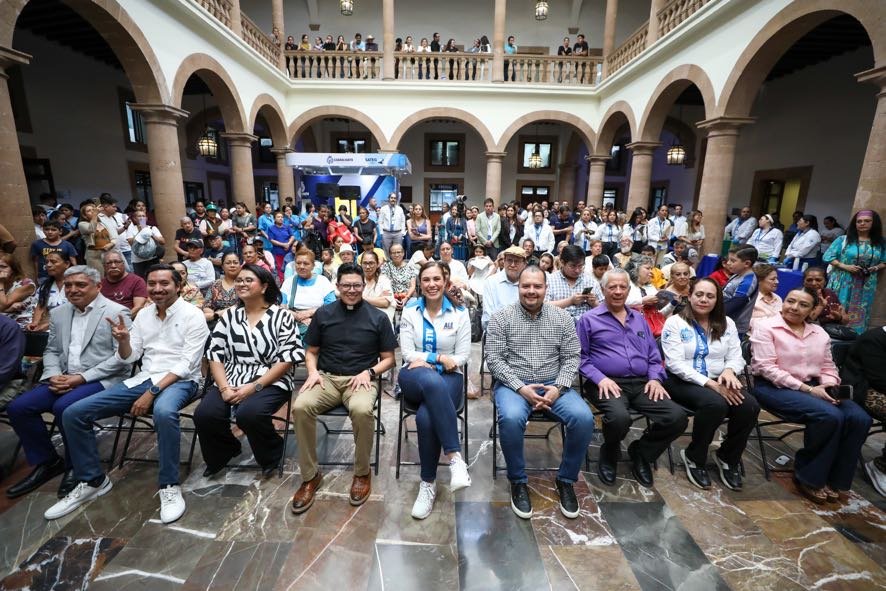 Ale Gutiérrez invita a visitar Altar de la Virgen de los Dolores en León Ale Gutiérrez destaca que esta tradición refleja la esperanza, la unión y el sentido de comunidad de las y los leoneses.