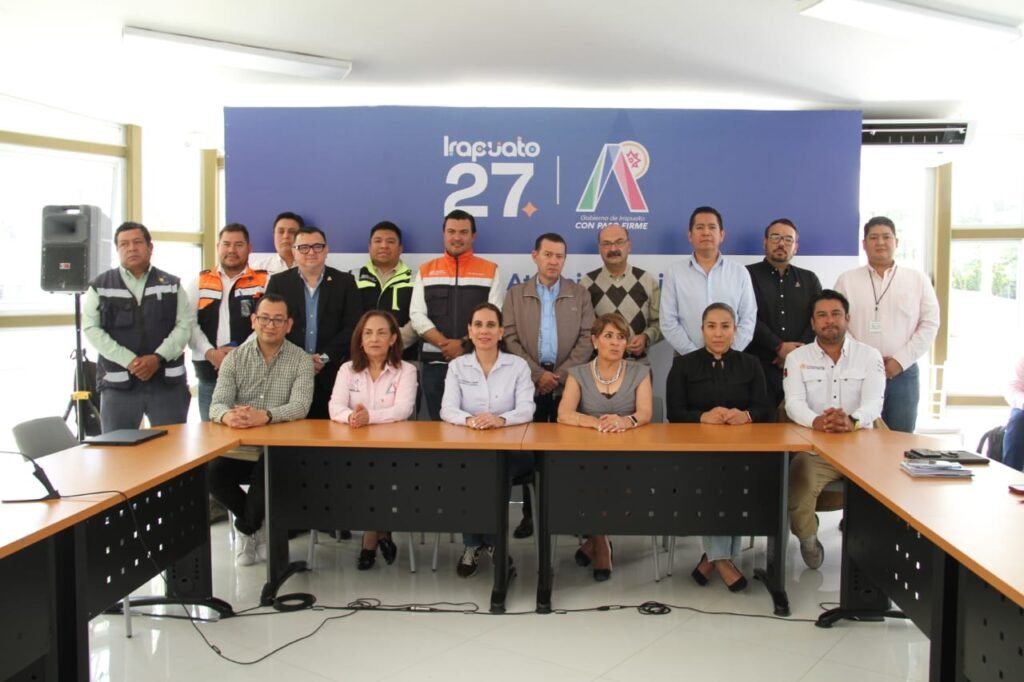 Lorena Alfaro destacó ante los presentes, la importancia de seguir trabajando a favor del desarrollo de Irapuato.