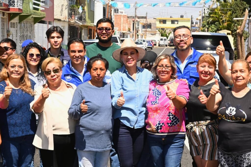 Lorena Alfaro reconoce trabajo en conjunto con vecinos de la colonia Solidaridad