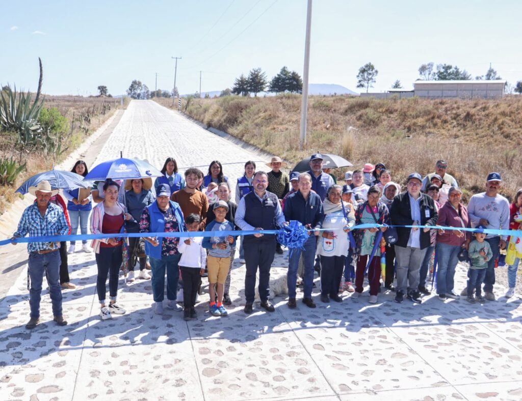 El alcalde, Luis Fernando Velázquez Esquivel reiteró su compromiso de seguir impulsando a la gente de Coroneo.