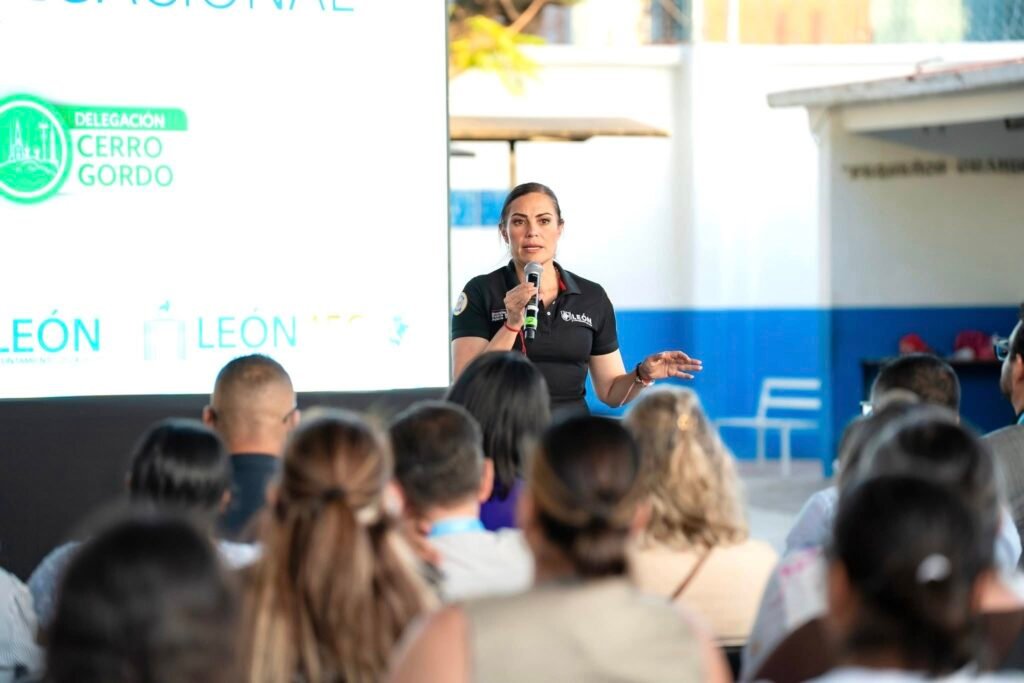 Ale Gutiérrez informó en sus cuentas en las redes sociales, que renuncia al PAN tras una serie de ataques en su contra.