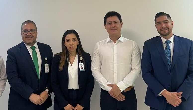 Adolfo Alfaro se reúne con especialistas de la CFE para evitar falla de energía Adolfo Alfaro se reunió con personal de la CFE para tratar el tema de los recientes apagones que han ocurrido en la ciudad.