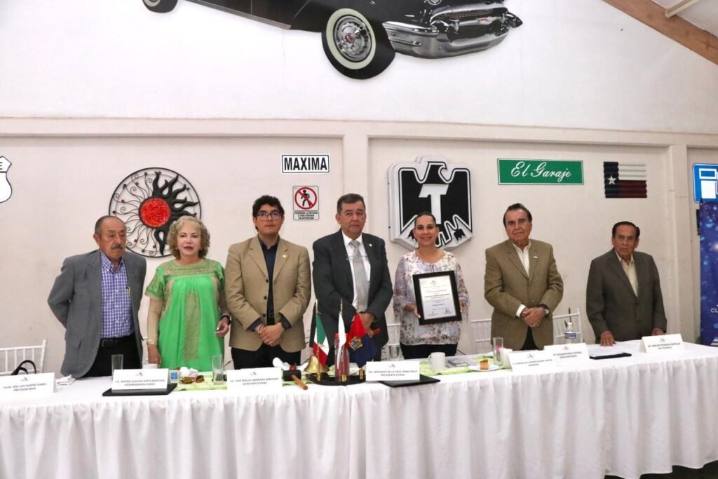 Lorena Alfaro fortalece su trabajo con planes estratégicos con visión al 2025 Lorena Alfaro García, presidenta municipal, presentó los planes a Ejecutivos de Ventas y Mercadotecnia de Irapuato